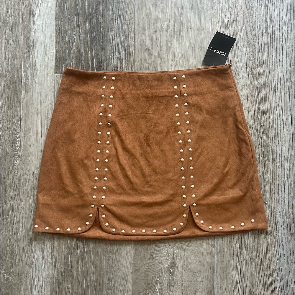 NWT Forever 21 studded suede miniskirt - Picture 7 of 7